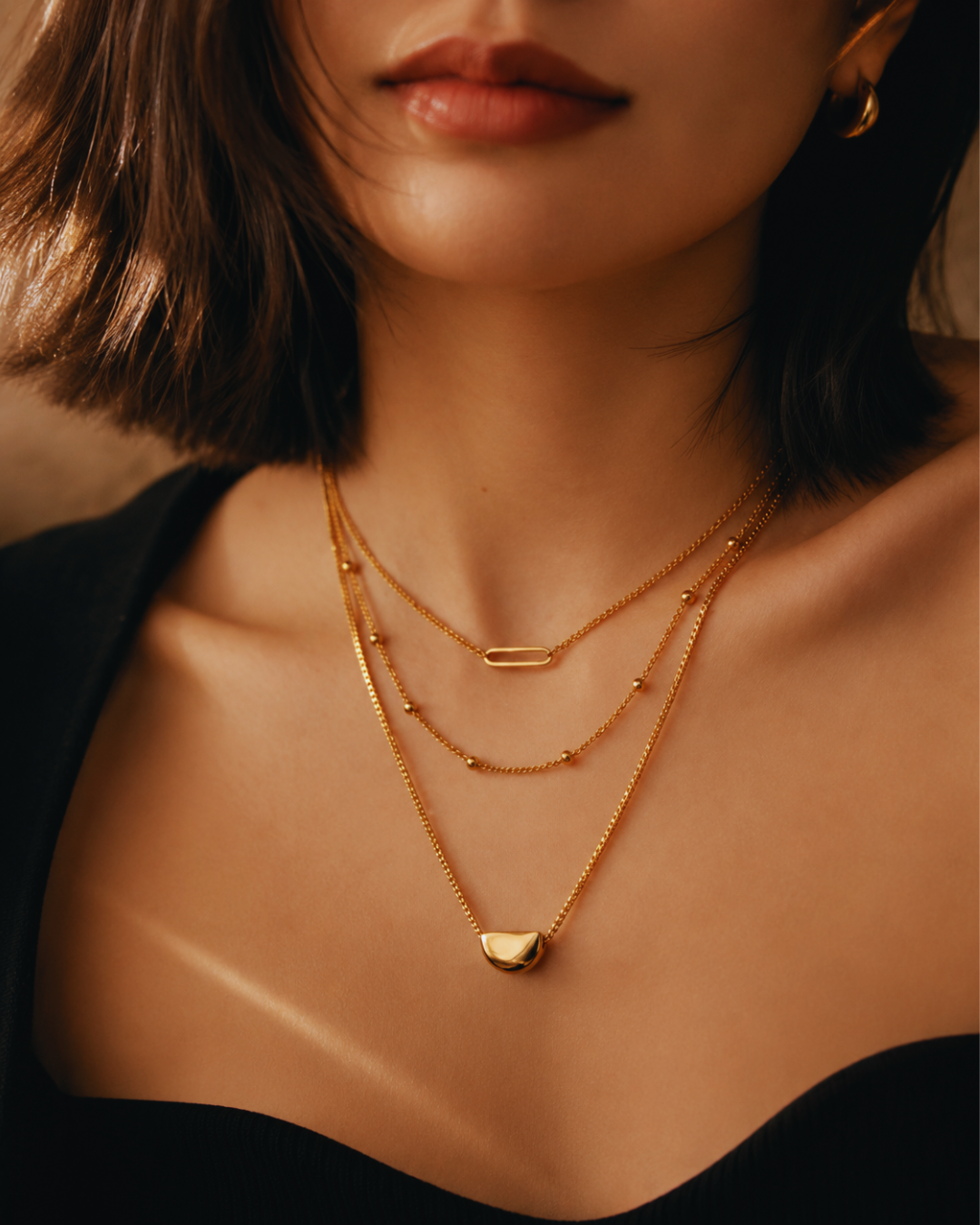 Gold Minimalist Pendant Necklace
