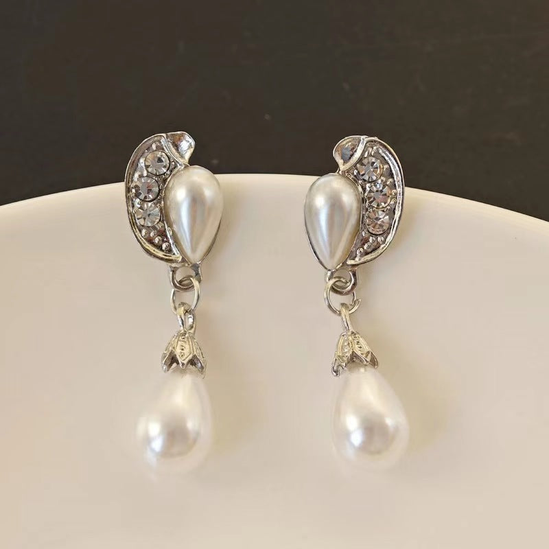Pearl Crystal Drop Earrings