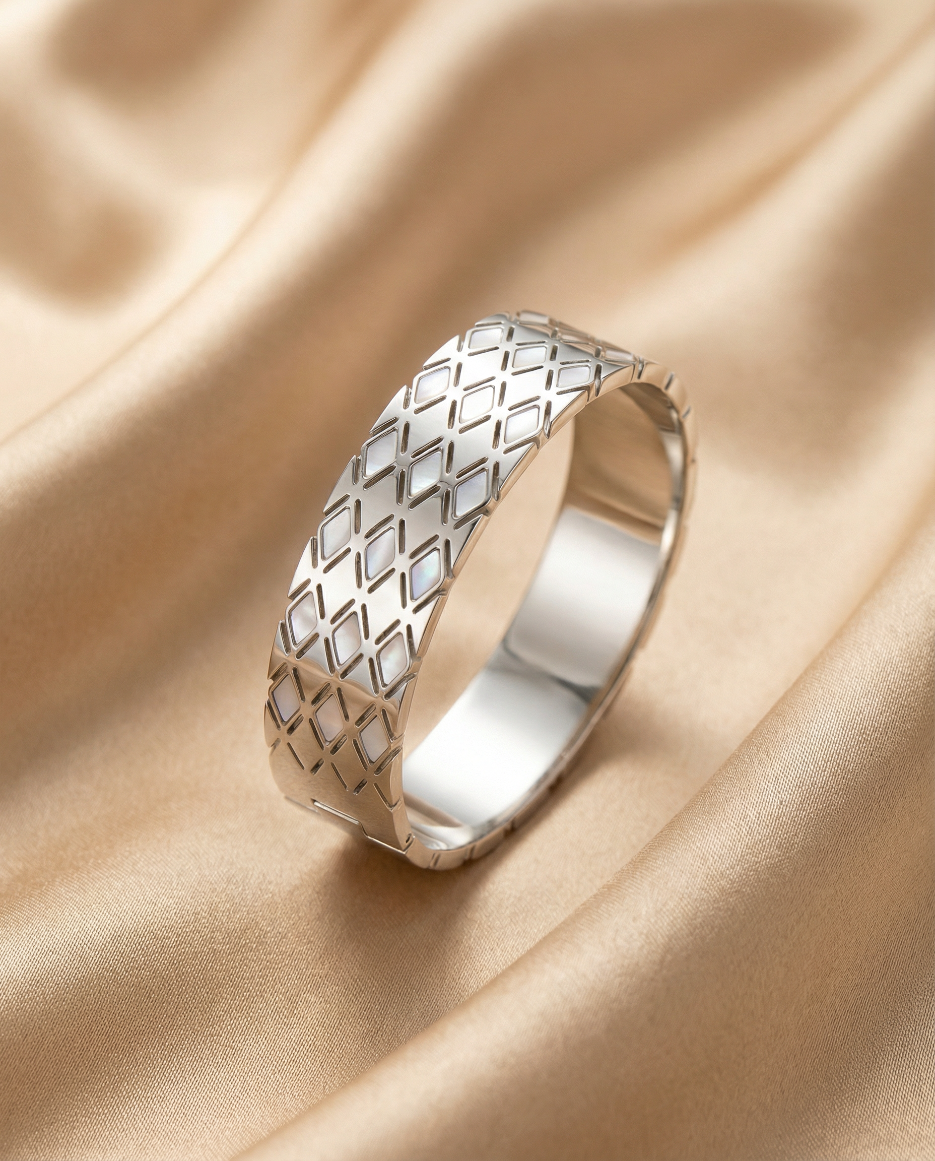Silver Diamond-Pattern Enamel Bangle Bracelet