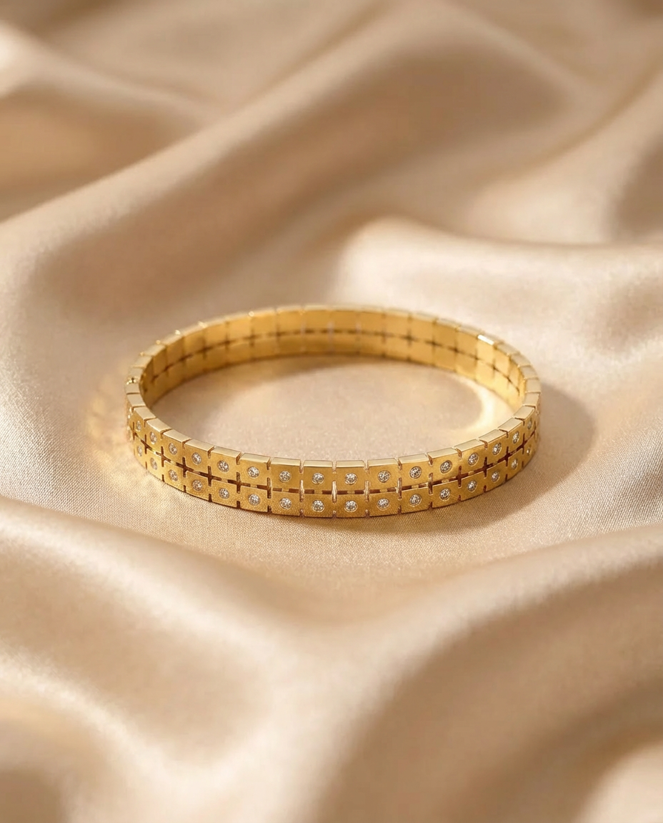 Gold Cross Link Bangle