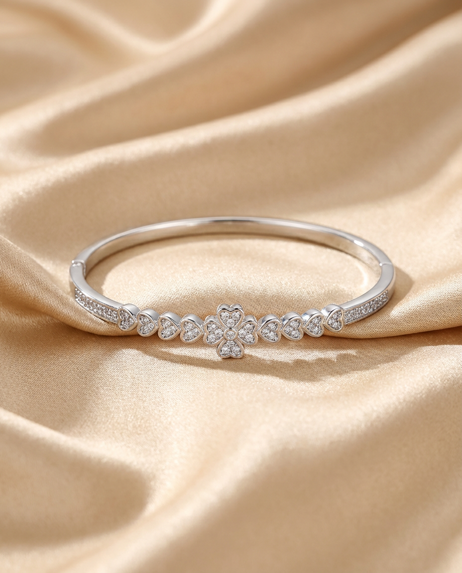 Heart Link Flower Bracelet