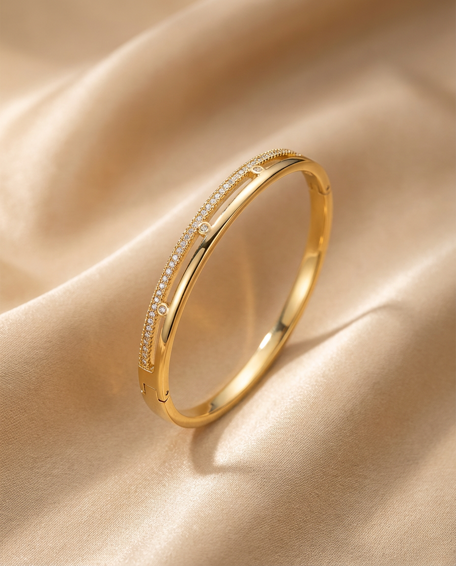 Open Link Crystal Bangle