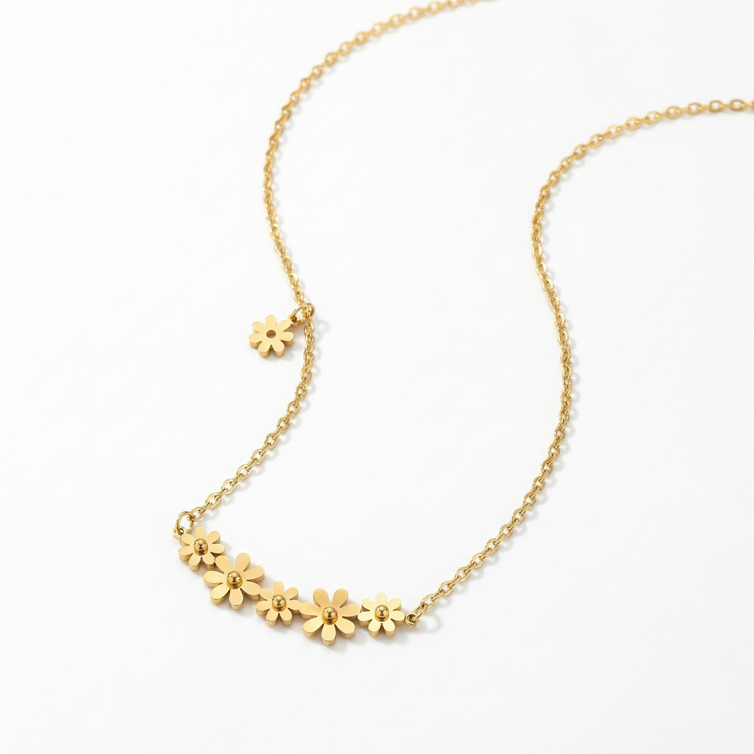 Daisy Cluster Charm Necklace