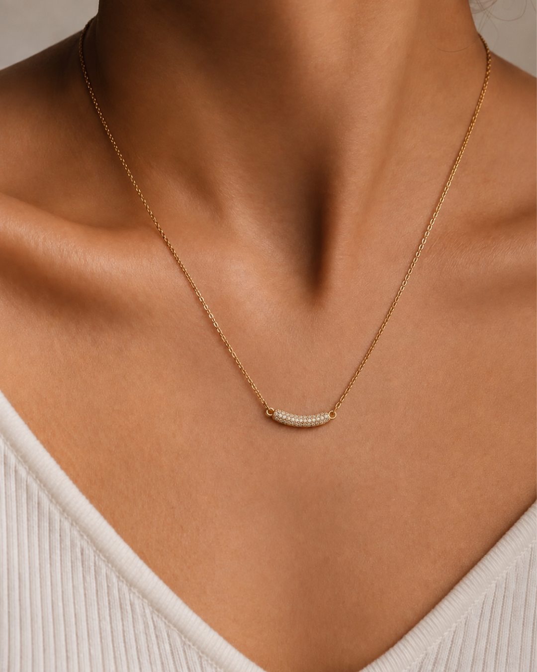 Textured Curved Bar Gold Chain Necklace