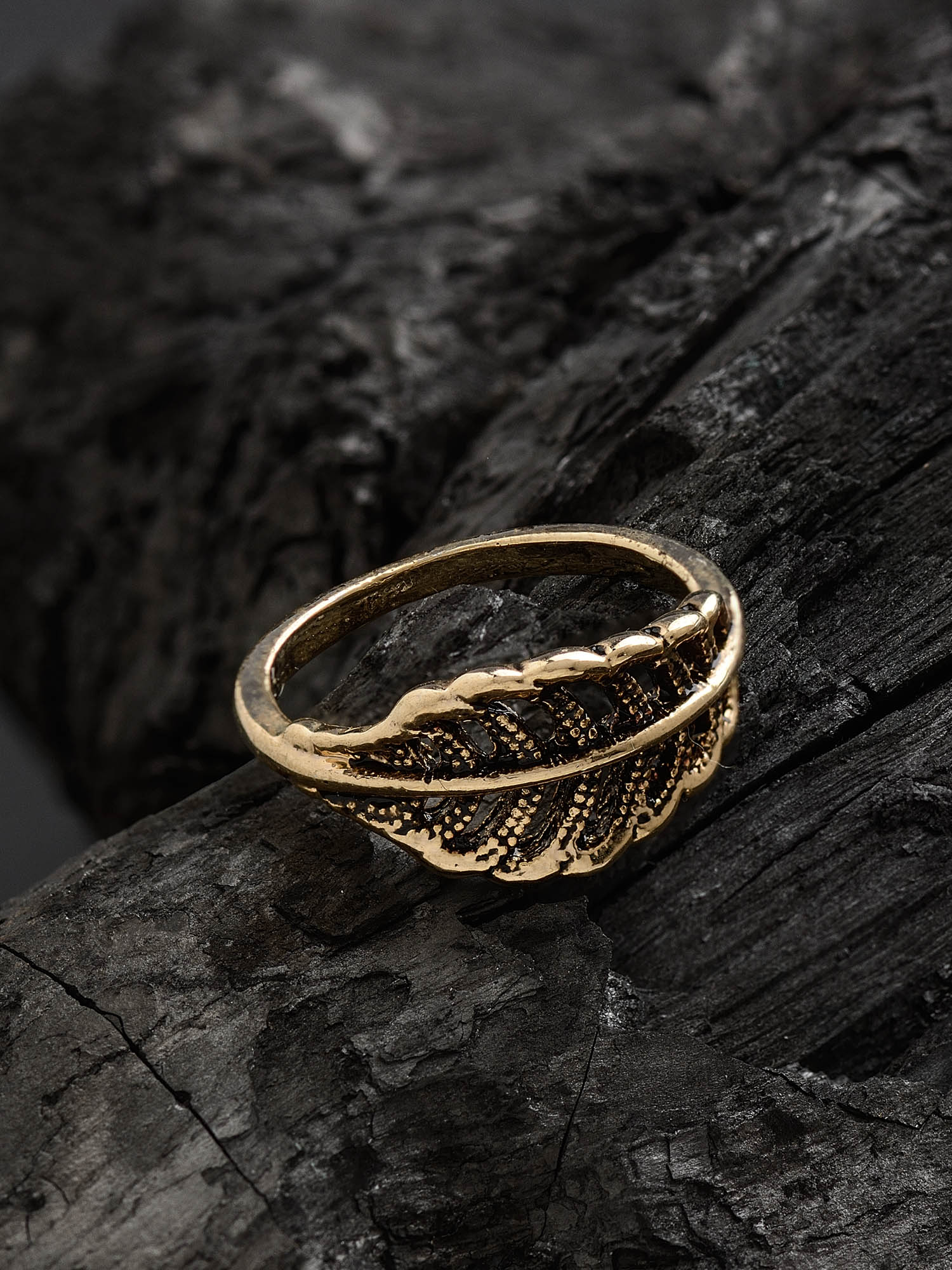 Jewar Mandi Gold Plated Finger Ring For Women & Girls Chokor Design