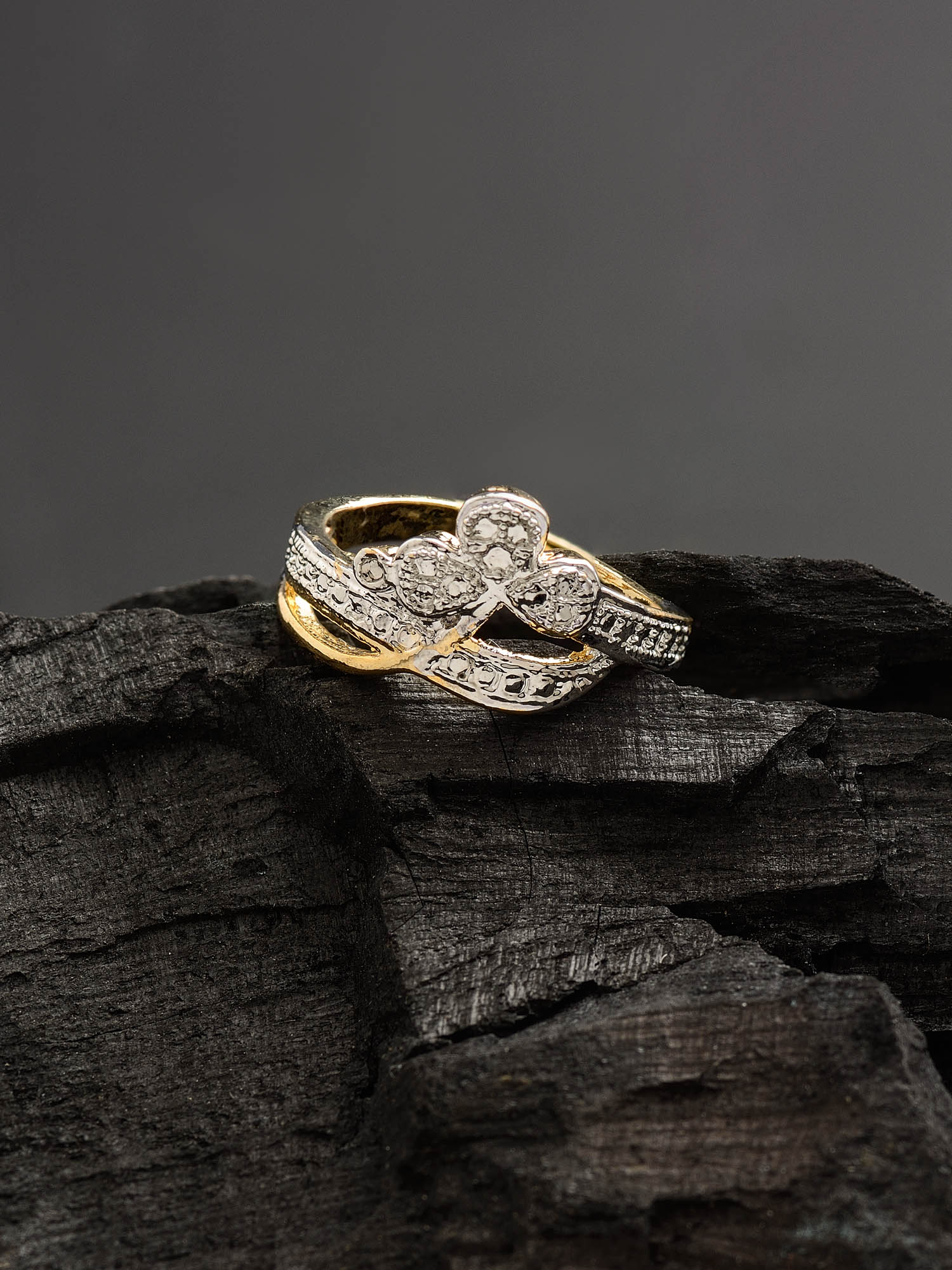 Simple Gold Diamond Finger Ring for Women | PC Chandra Diamond Collection